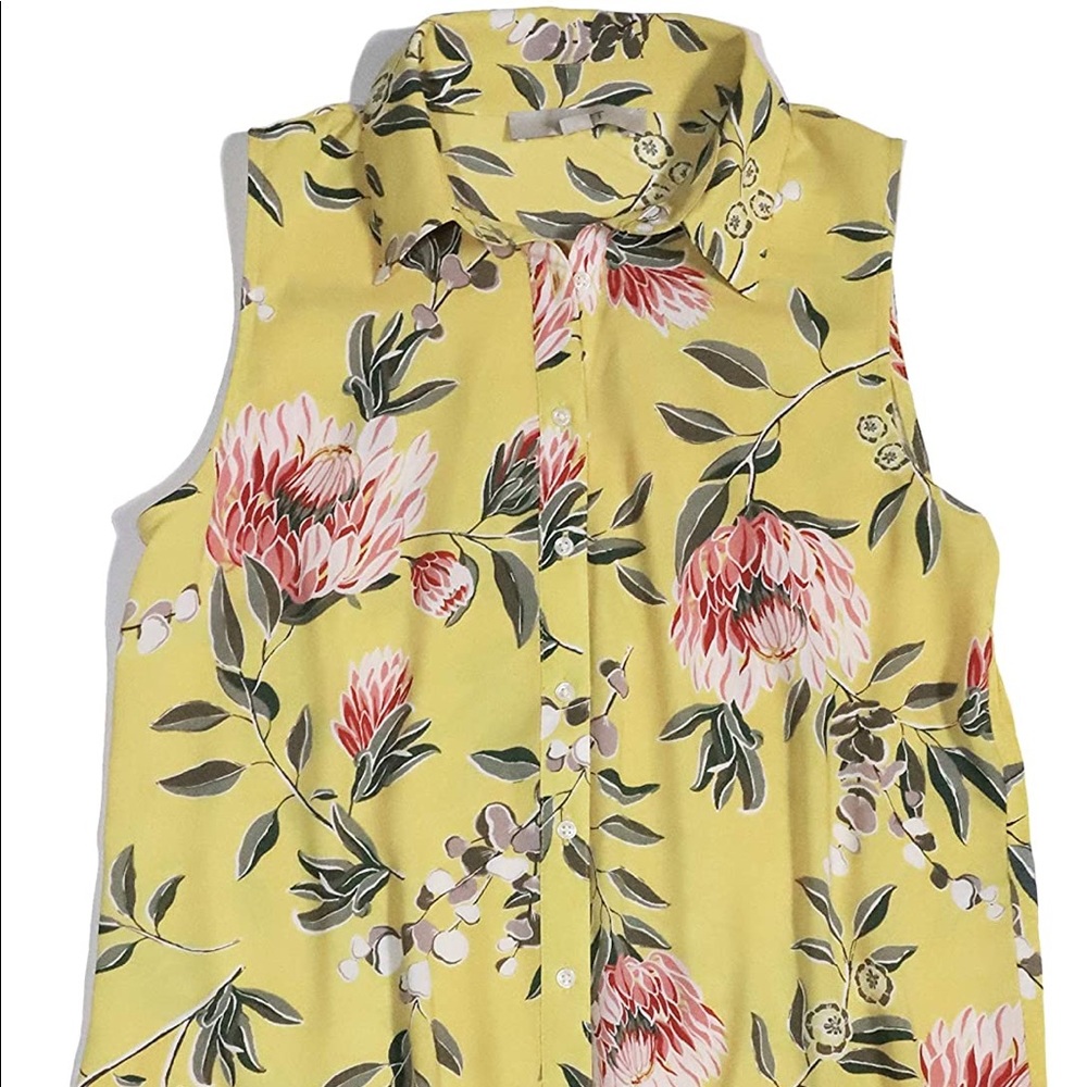 NWT Mixed Media Floral Sleeveless Top